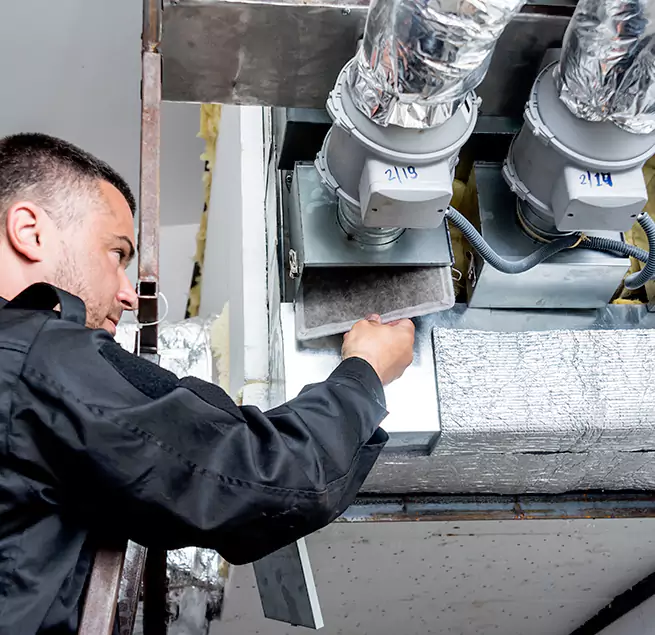 Why Homeowners Businesses Trust Us in Lake Forest, IL?